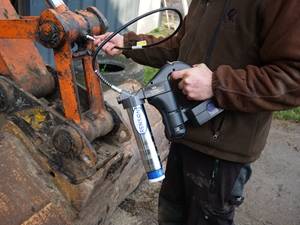 POMPE A GRAISSE 18V LI-ION